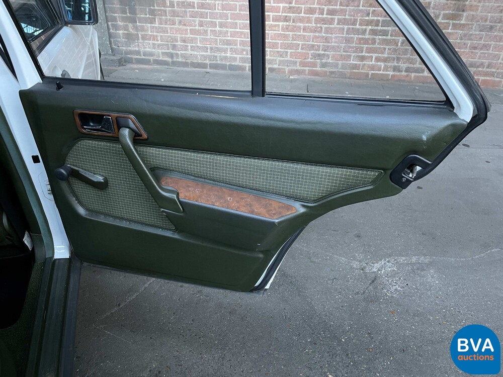 Mercedes-Benz 190E 102 PS W201 1986, 13-JHX-2.