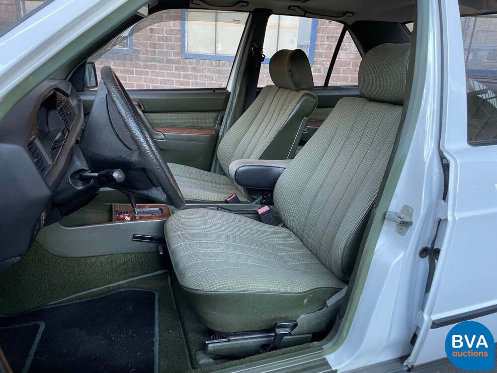 Mercedes-Benz 190E 102 PS W201 1986, 13-JHX-2.