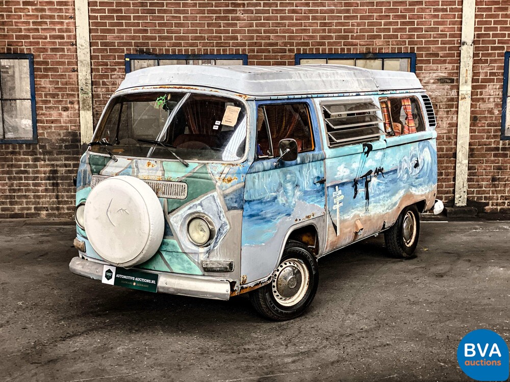 Volkswagen T2 Westfalia Wohnmobiltransporter 1972.