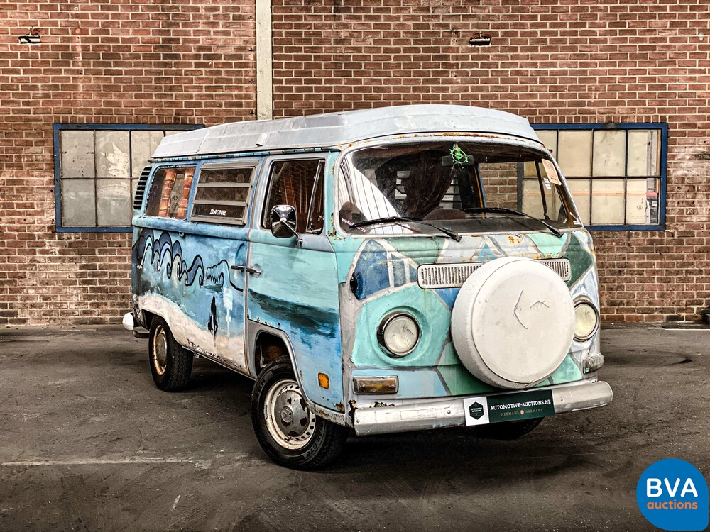 Volkswagen T2 Westfalia Wohnmobiltransporter 1972.