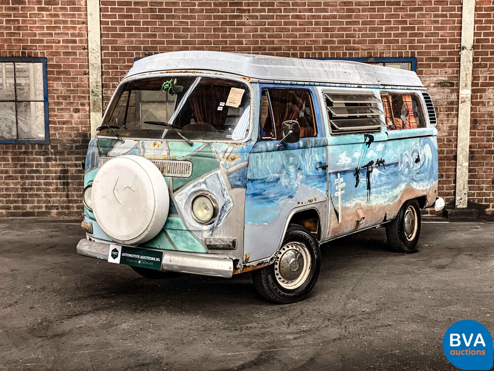 Volkswagen T2 Westfalia Wohnmobiltransporter 1972.