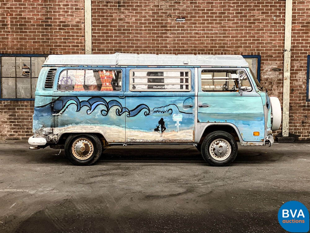 Volkswagen T2 Westfalia Wohnmobiltransporter 1972.