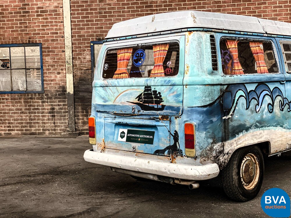 Volkswagen T2 Westfalia Wohnmobiltransporter 1972.