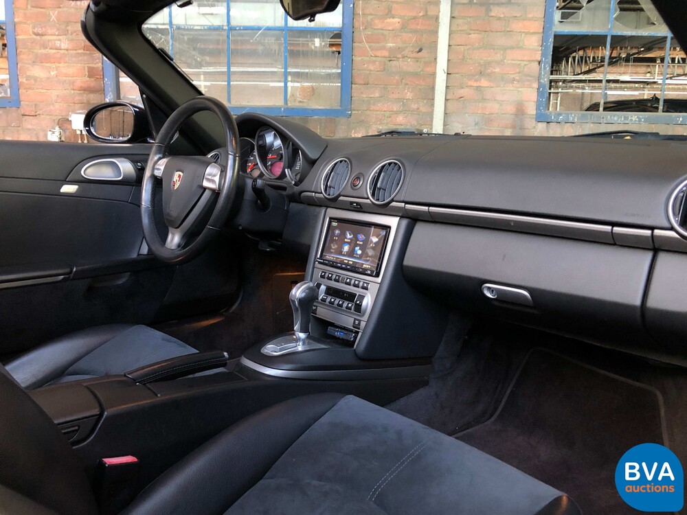 Porsche-Boxster 987 2.7 240 PS 2008.