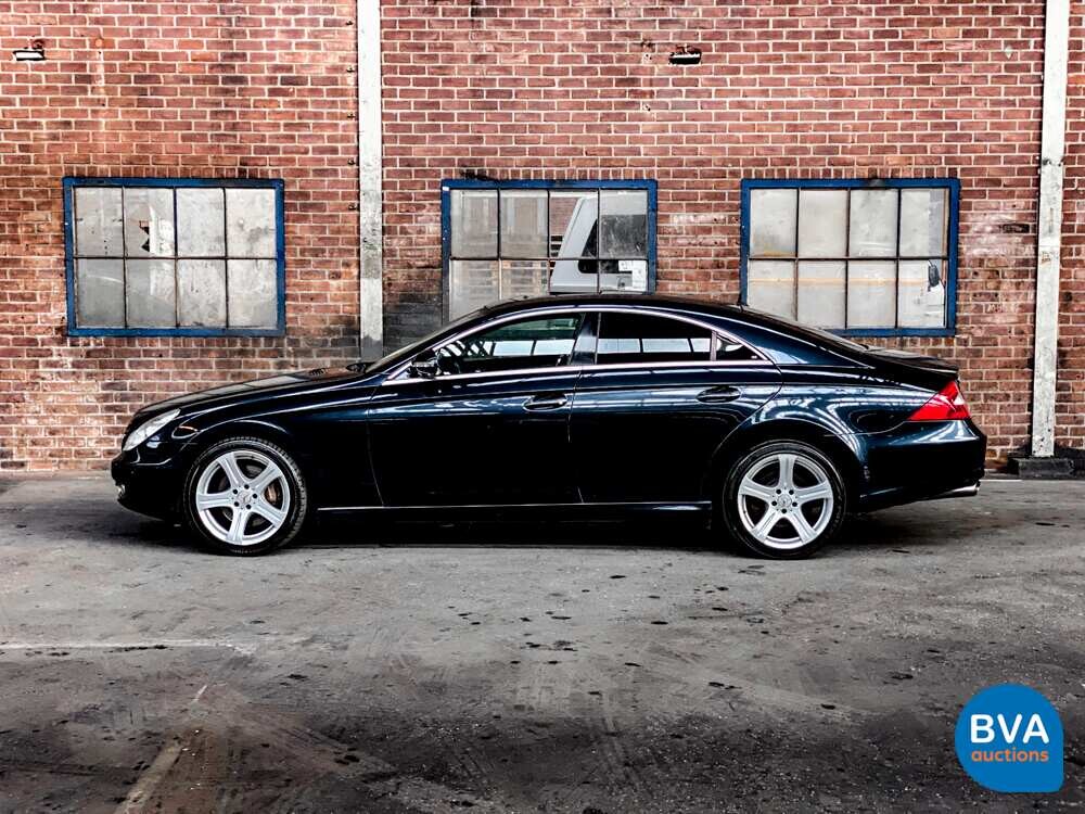 Mercedes-Benz CLS500 5.0 V8 306 PS 2005 -Youngtimer-.