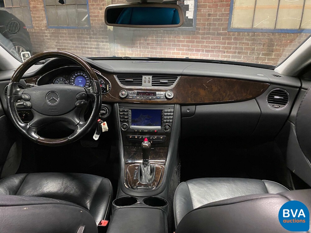 Mercedes-Benz CLS500 5.0 V8 306 PS 2005 -Youngtimer-.