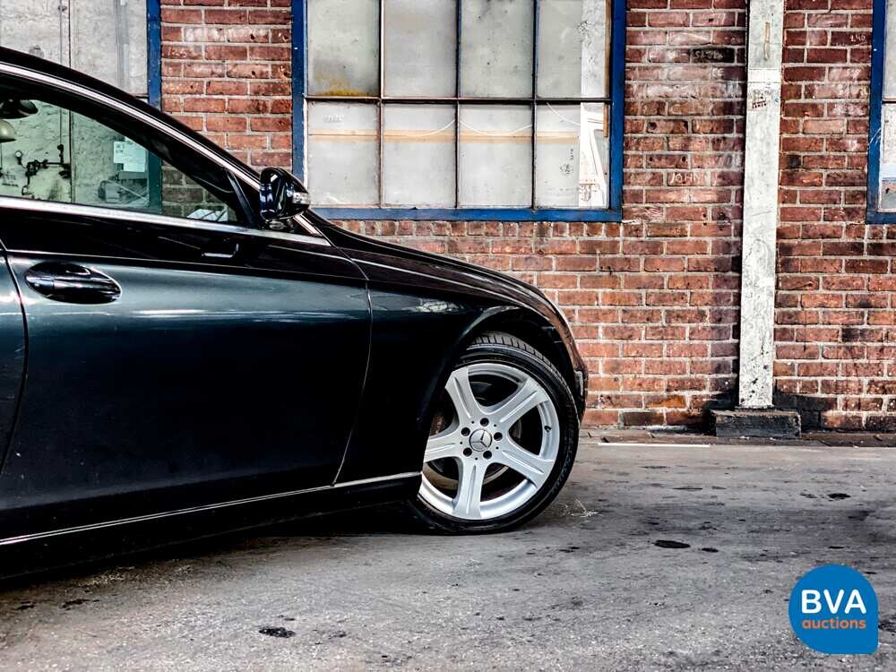 Mercedes-Benz CLS500 5.0 V8 306 PS 2005 -Youngtimer-.