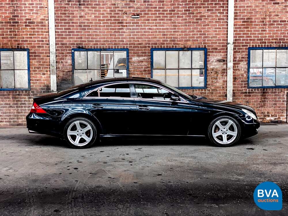 Mercedes-Benz CLS500 5.0 V8 306 PS 2005 -Youngtimer-.
