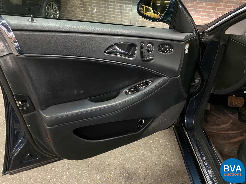 Mercedes-Benz CLS500 5.0 V8 306 PS 2005 -Youngtimer-.