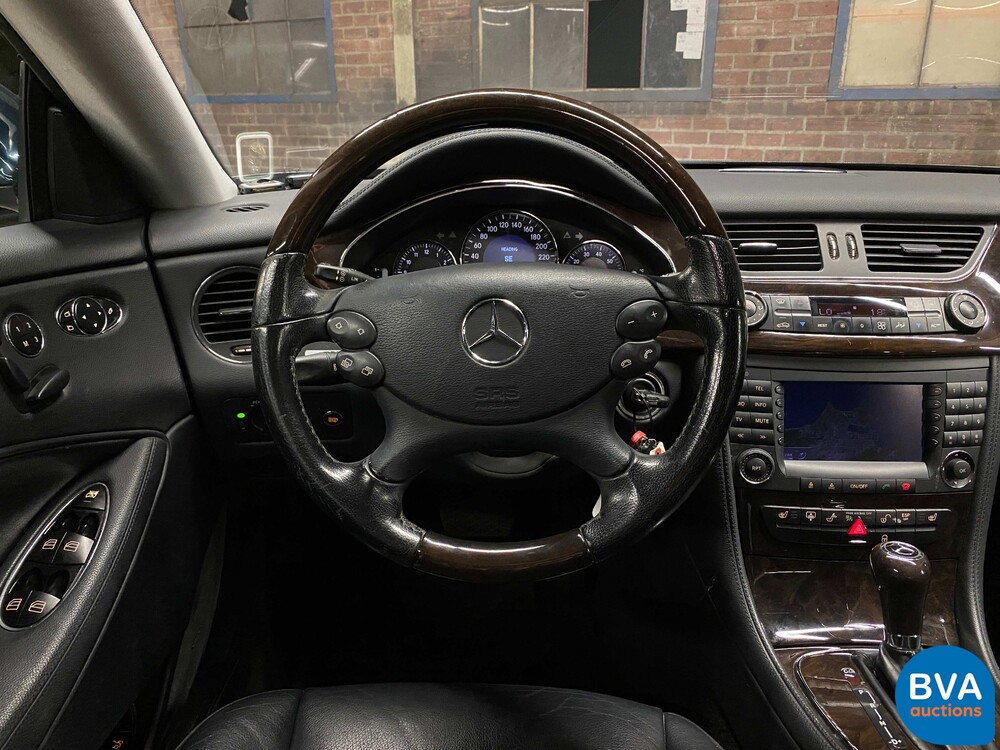 Mercedes-Benz CLS500 5.0 V8 306 PS 2005 -Youngtimer-.