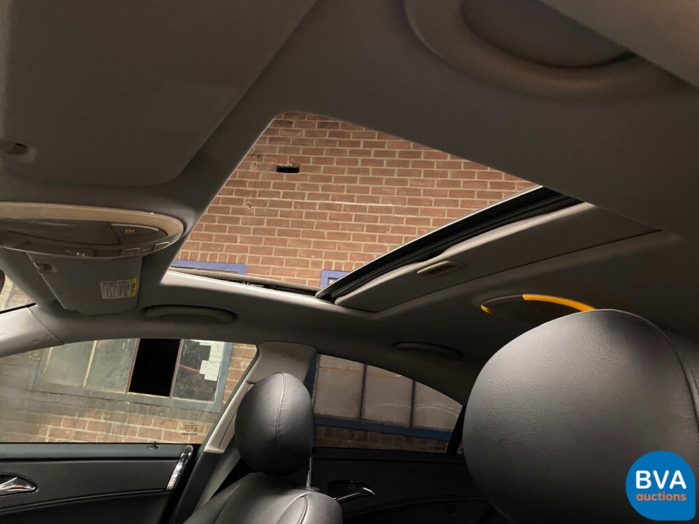 Mercedes-Benz CLS500 5.0 V8 306 PS 2005 -Youngtimer-.