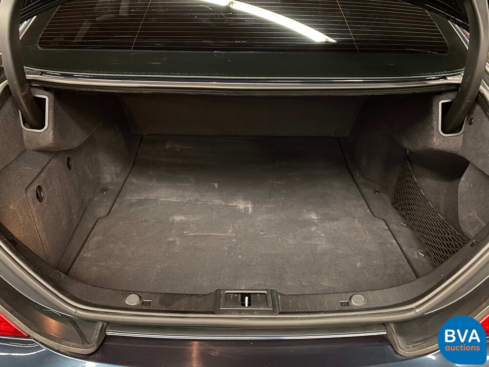 Mercedes-Benz CLS500 5.0 V8 306 PS 2005 -Youngtimer-.