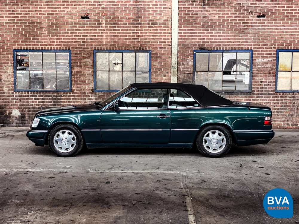 Mercedes-Benz E200 Cabrio W124 C 1995.