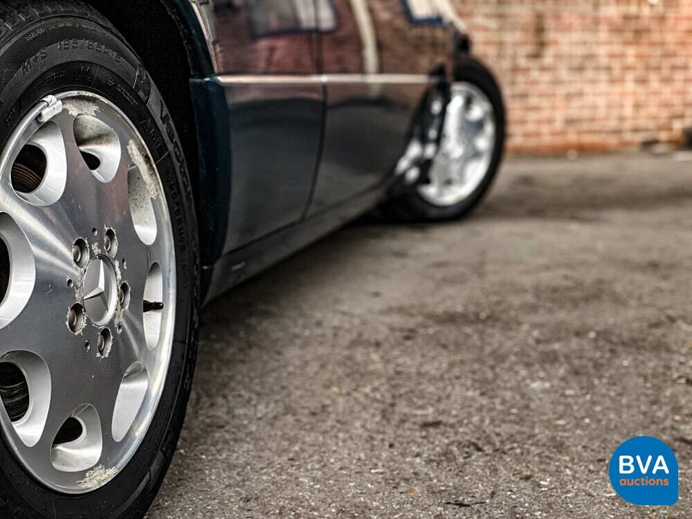 Mercedes-Benz E200 Cabrio W124 C 1995.