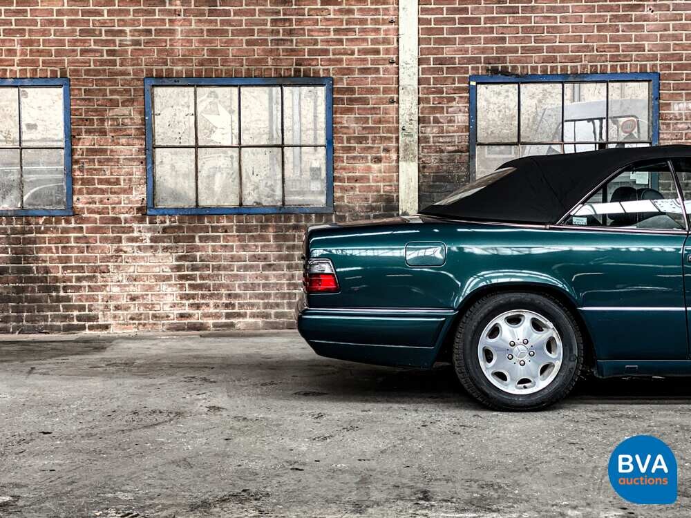 Mercedes-Benz E200 Cabrio W124 C 1995.