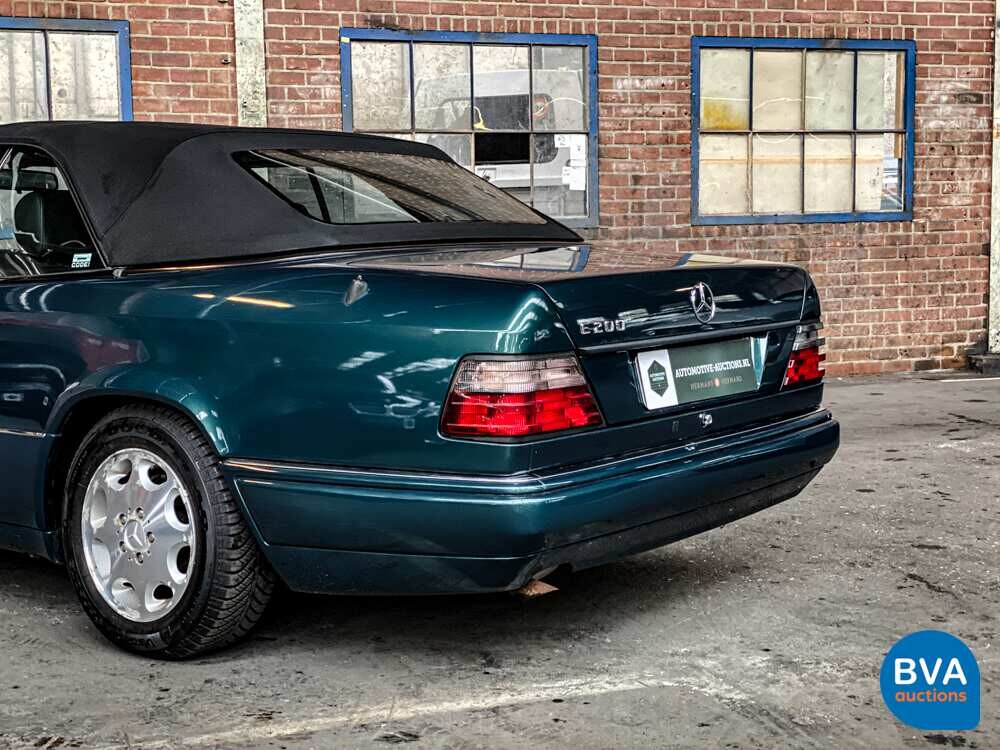 Mercedes-Benz E200 Cabrio W124 C 1995.