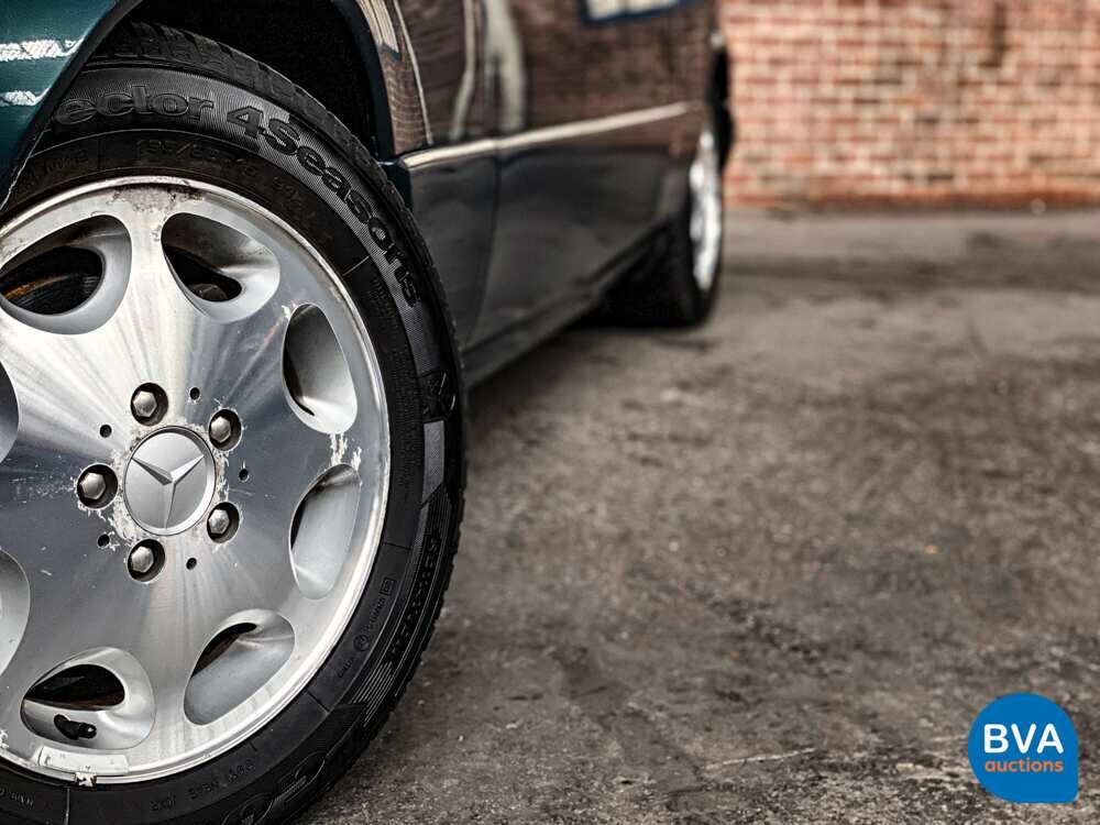 Mercedes-Benz E200 Cabrio W124 C 1995.