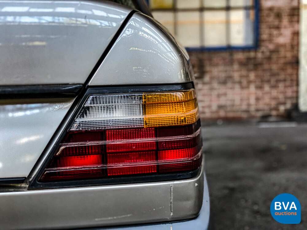 Mercedes-Benz 230E W124 132 PS 1986, 61-ZRZ-8.