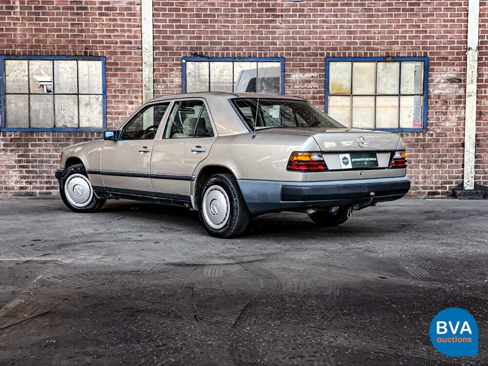 Mercedes-Benz 230E W124 132 PS 1986, 61-ZRZ-8.
