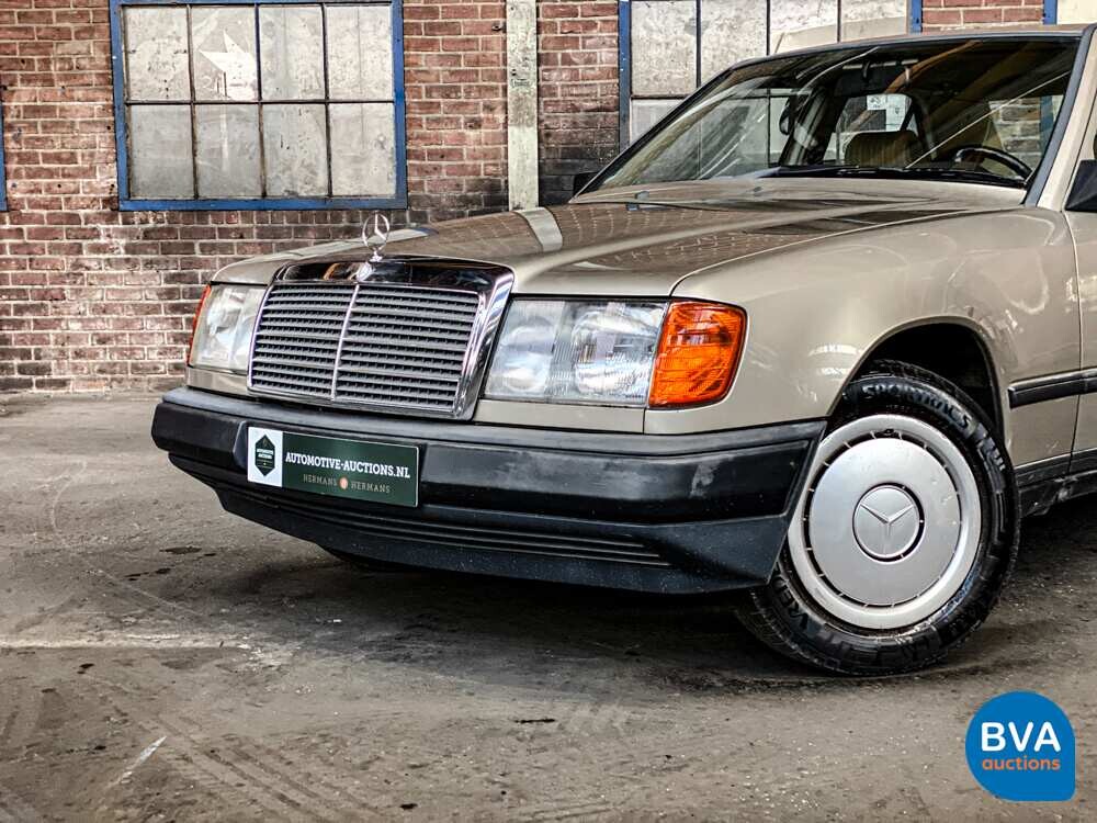 Mercedes-Benz 230E W124 132 PS 1986, 61-ZRZ-8.