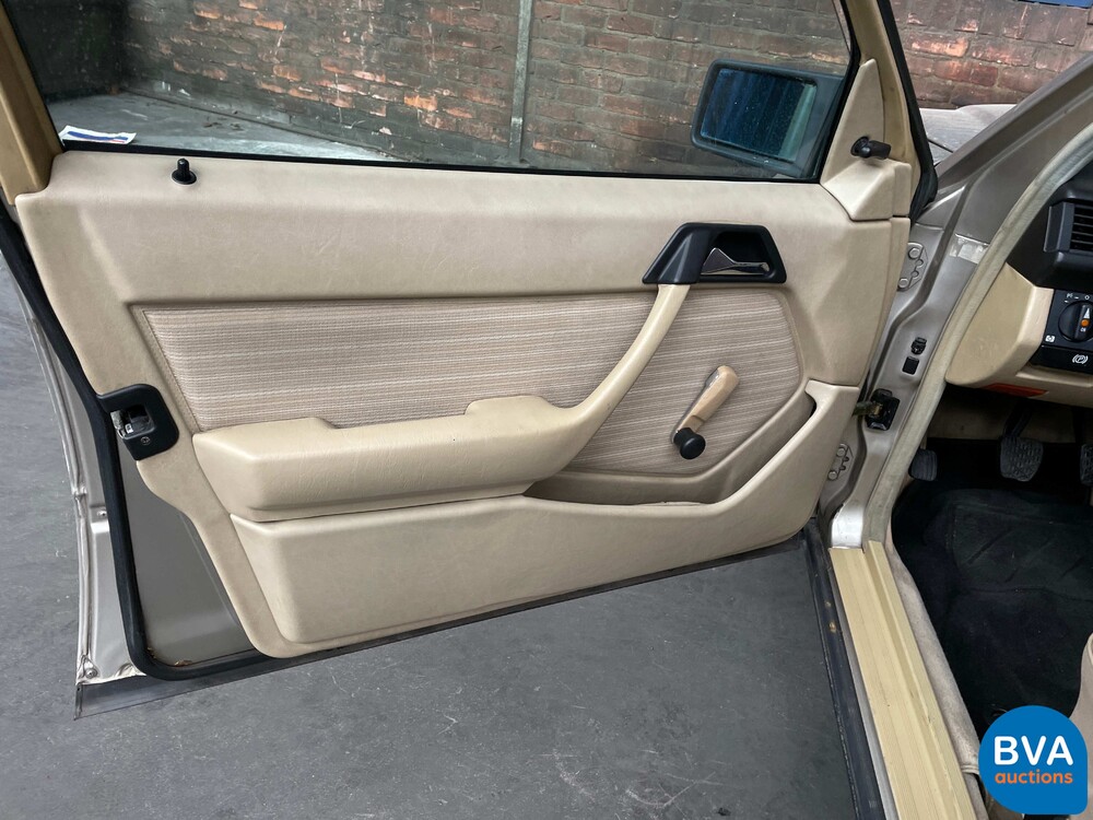 Mercedes-Benz 230E W124 132 PS 1986, 61-ZRZ-8.