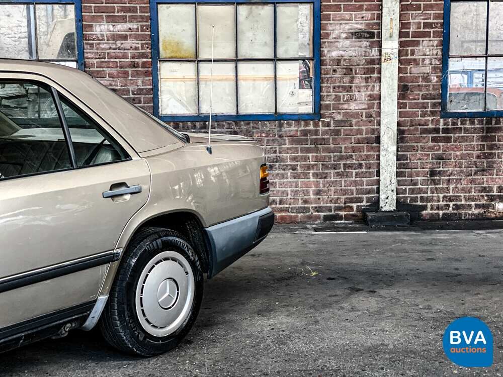 Mercedes-Benz 230E W124 132 PS 1986, 61-ZRZ-8.