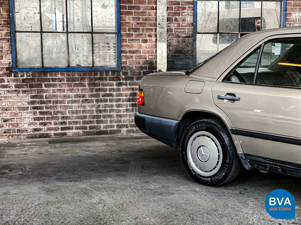 Mercedes-Benz 230E W124 132 PS 1986, 61-ZRZ-8.