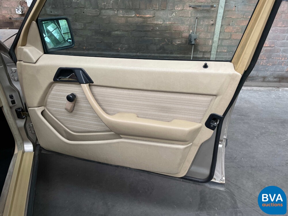 Mercedes-Benz 230E W124 132 PS 1986, 61-ZRZ-8.