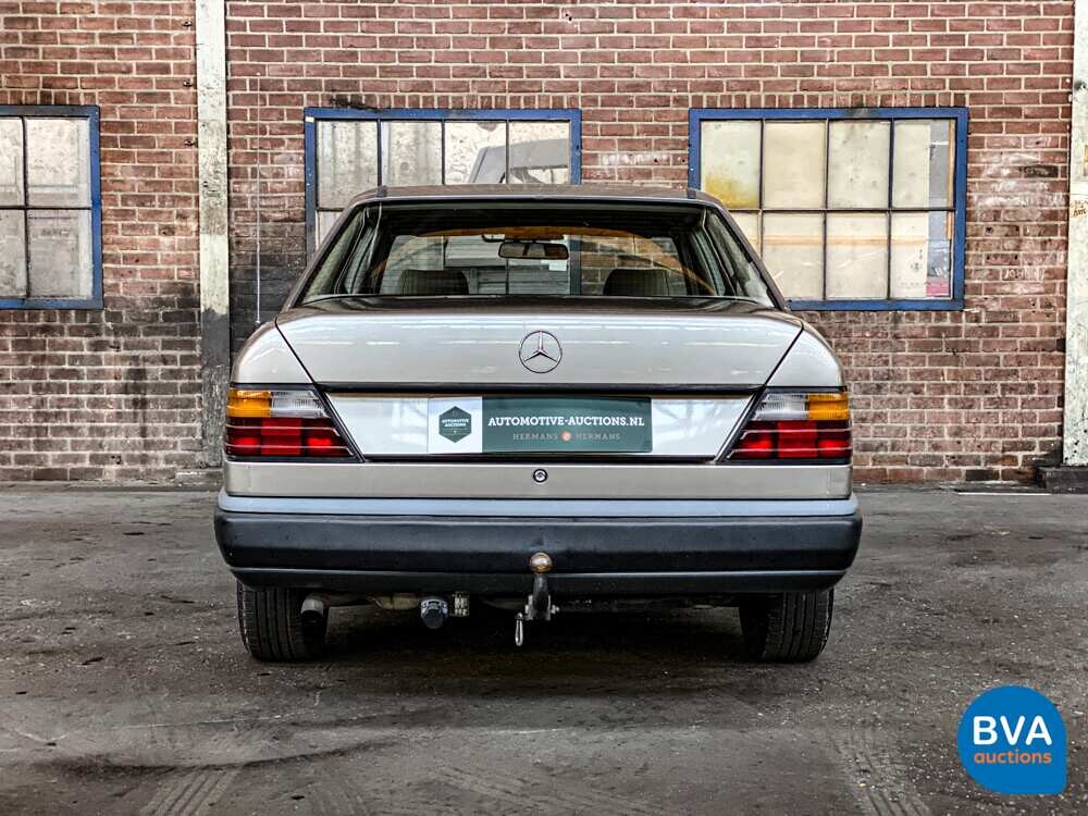 Mercedes-Benz 230E W124 132 PS 1986, 61-ZRZ-8.