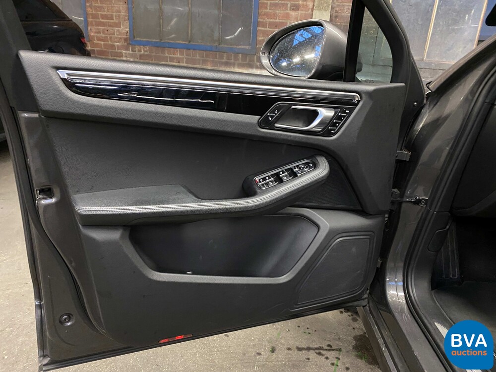 Porsche Macan S 3.0 V6 340hp 2015.