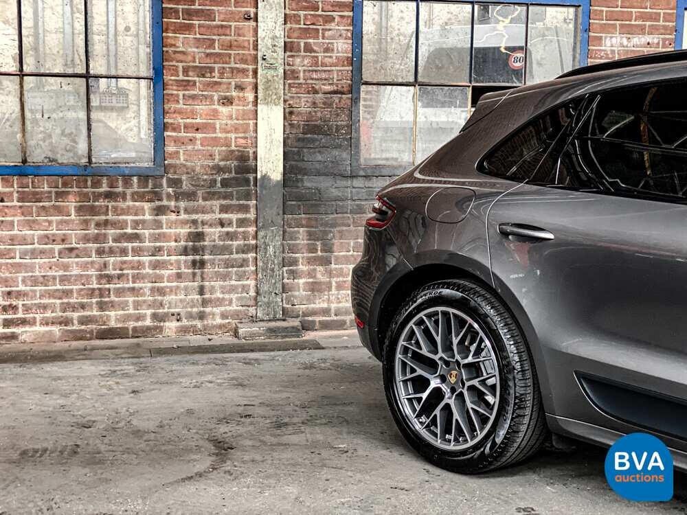 Porsche Macan S 3.0 V6 340hp 2015.