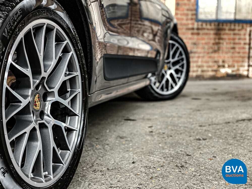 Porsche Macan S 3.0 V6 340hp 2015.