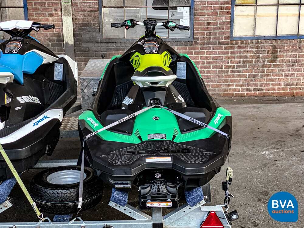 Seadoo Spark 2 up Trixx 90 PS Wassermotorrad Sea-Doo 2019 Jetski.