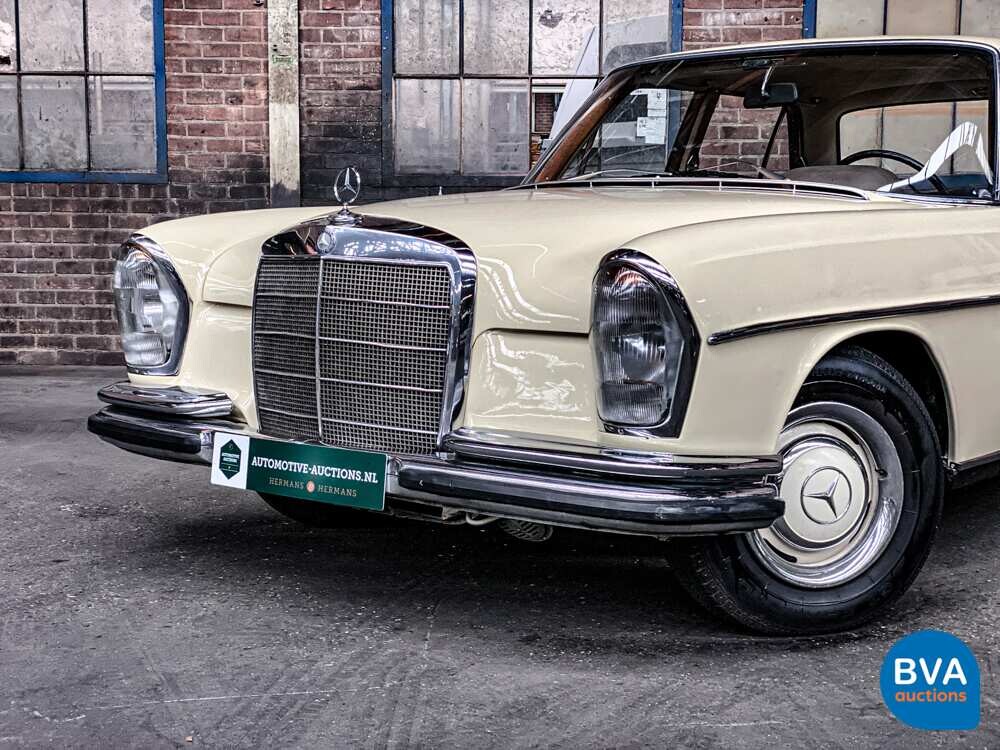 Mercedes-Benz 250S W108 2.5 131 PS 1967, AH-07-14.