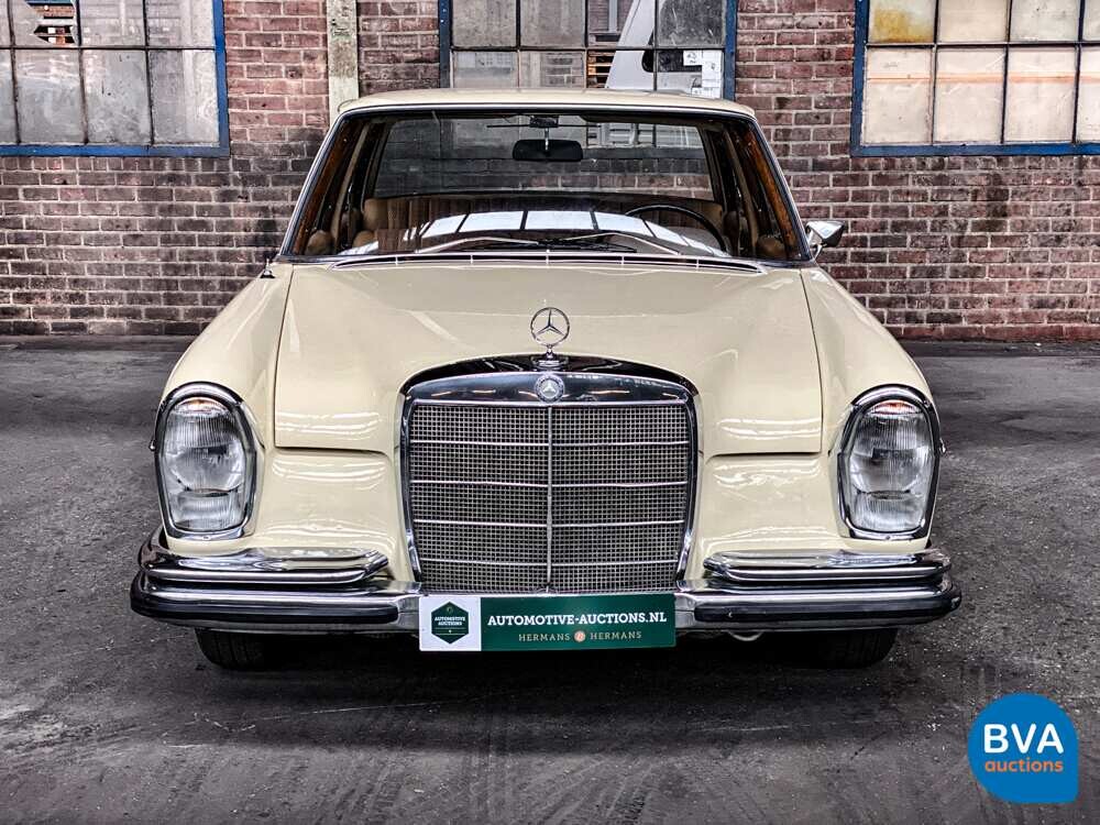 Mercedes-Benz 250S W108 2.5 131 PS 1967, AH-07-14.