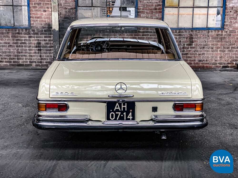 Mercedes-Benz 250S W108 2.5 131 PS 1967, AH-07-14.