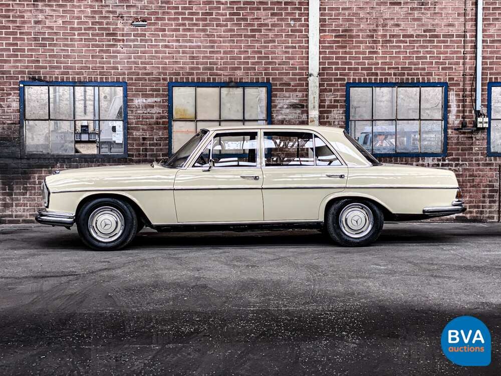 Mercedes-Benz 250S W108 2.5 131 PS 1967, AH-07-14.
