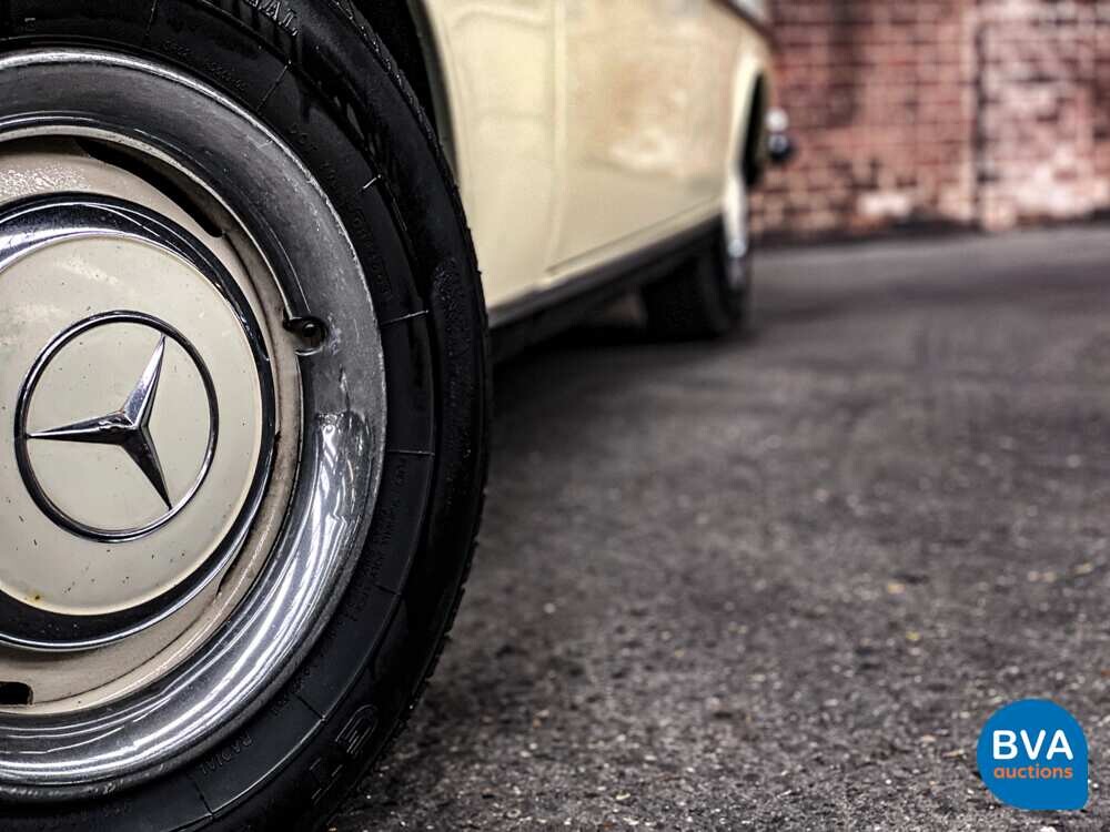 Mercedes-Benz 250S W108 2.5 131 PS 1967, AH-07-14.