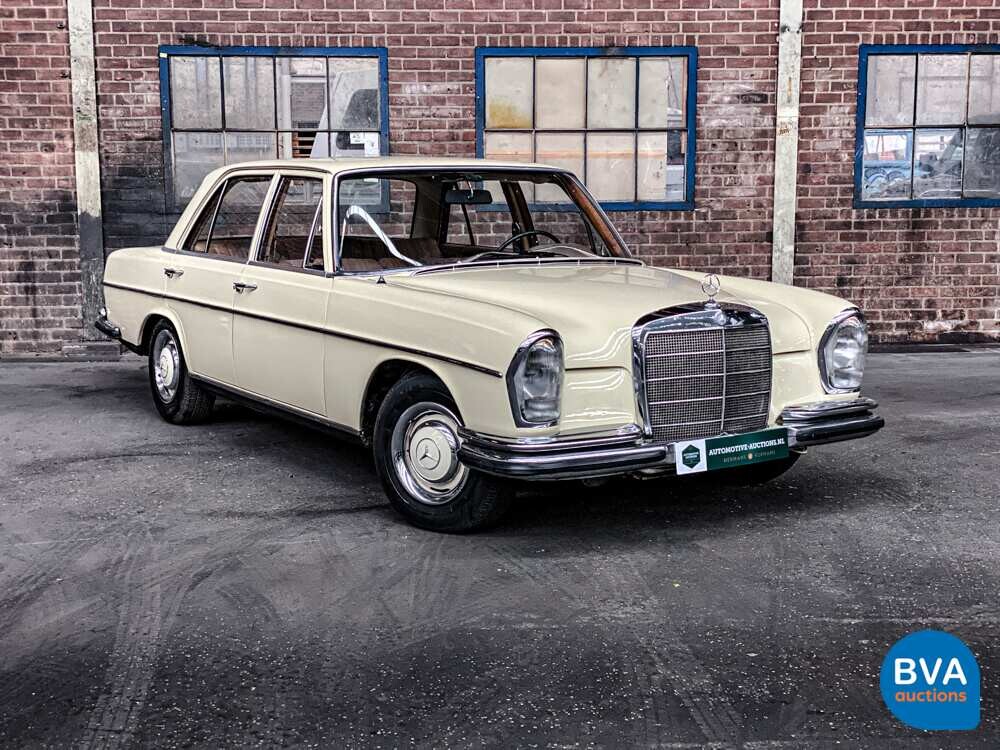 Mercedes-Benz 250S W108 2.5 131 PS 1967, AH-07-14.