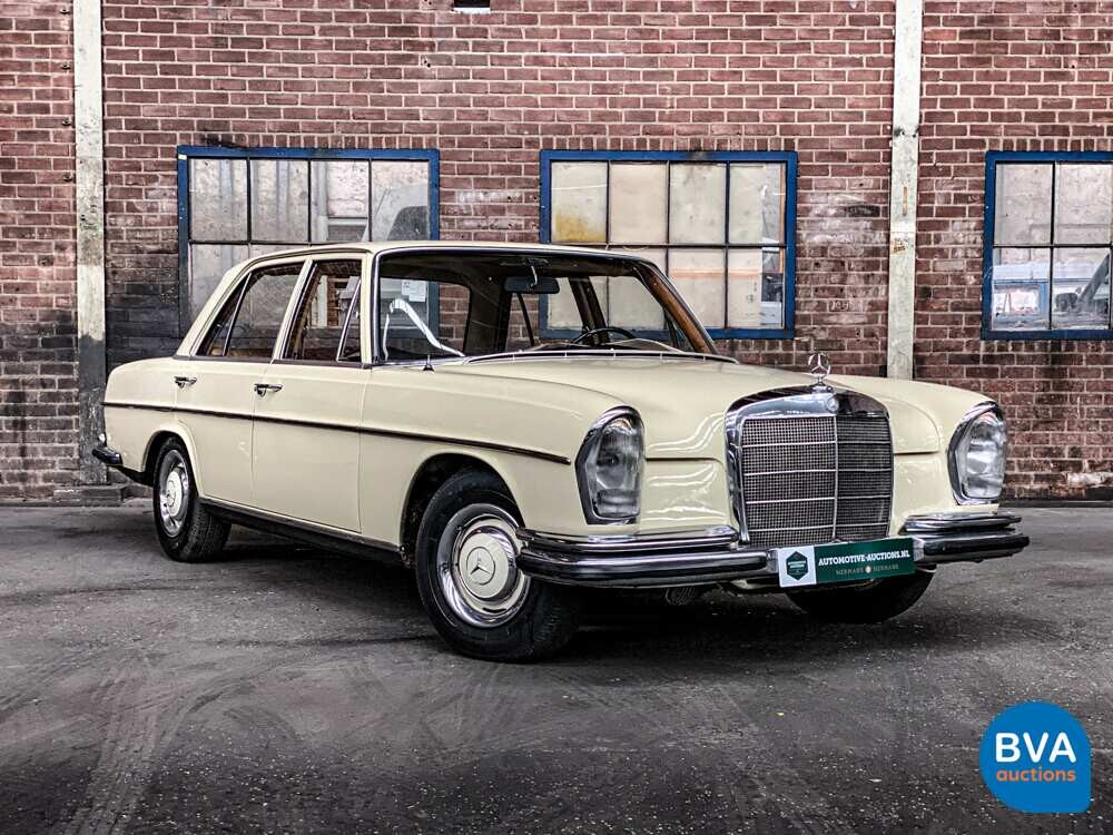 Mercedes-Benz 250S W108 2.5 131 PS 1967, AH-07-14.