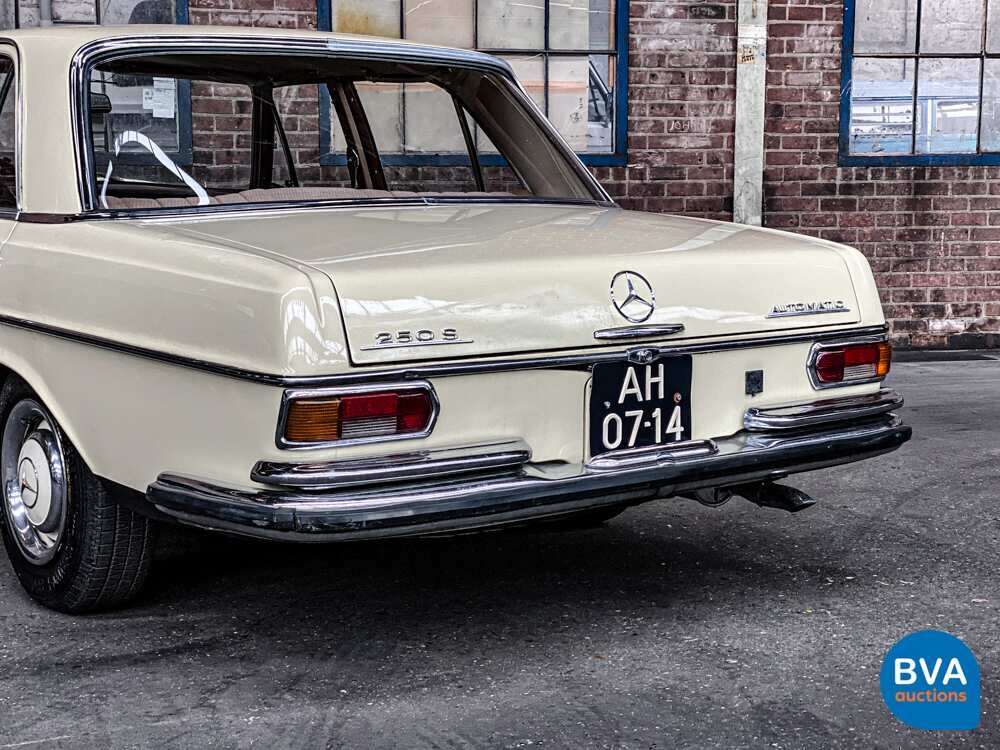 Mercedes-Benz 250S W108 2.5 131 PS 1967, AH-07-14.