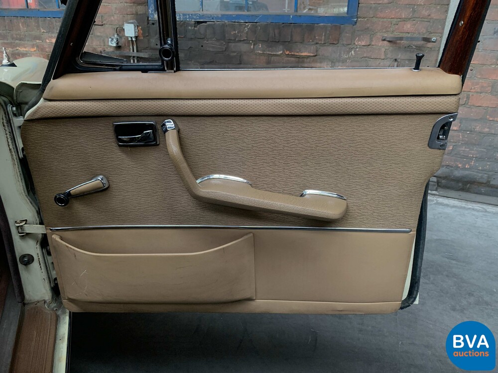 Mercedes-Benz 250S W108 2.5 131 PS 1967, AH-07-14.