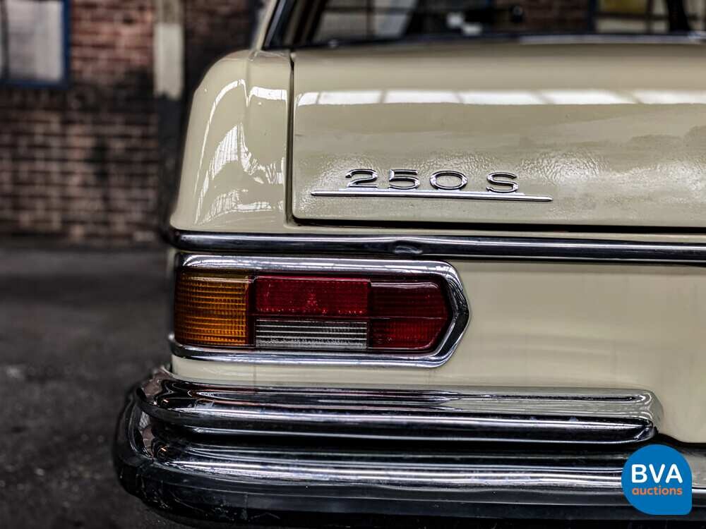 Mercedes-Benz 250S W108 2.5 131 PS 1967, AH-07-14.