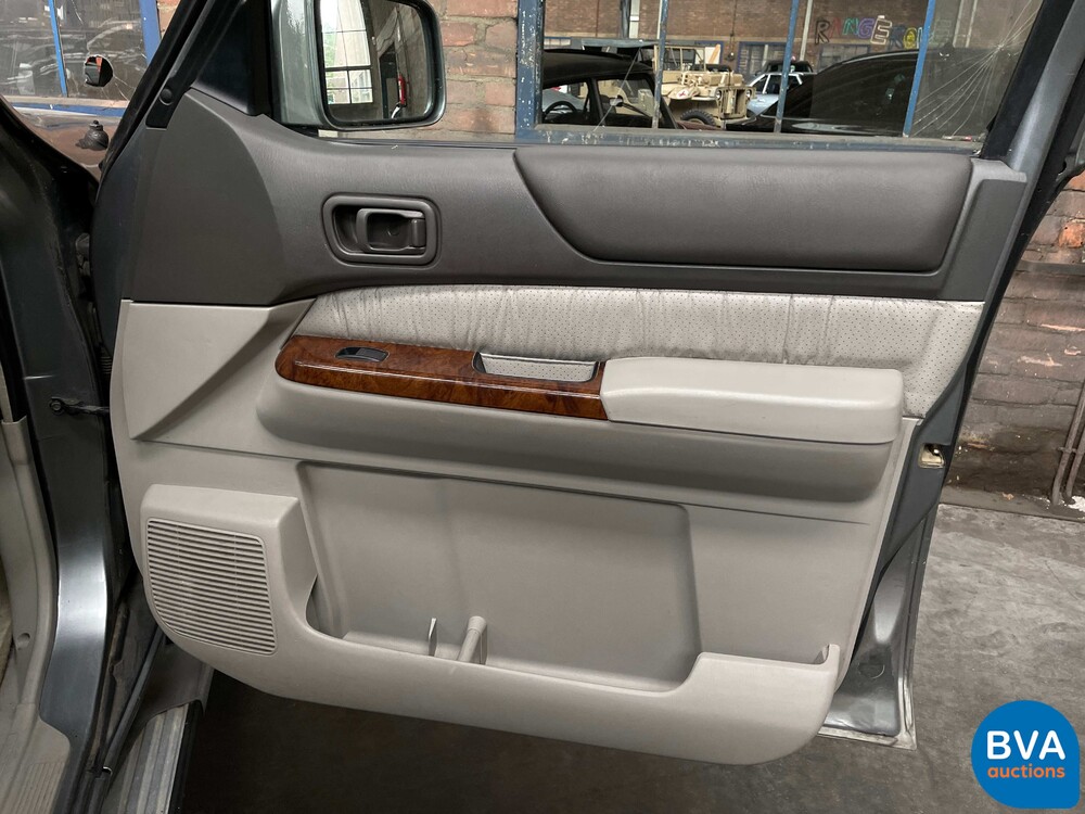 Nissan Patrol 158 PS 2003.