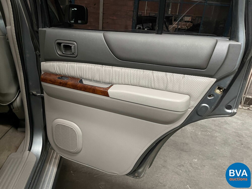 Nissan Patrol 158 PS 2003.