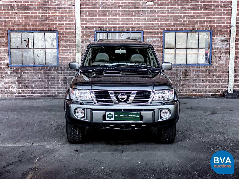 Nissan Patrol 158 PS 2003.