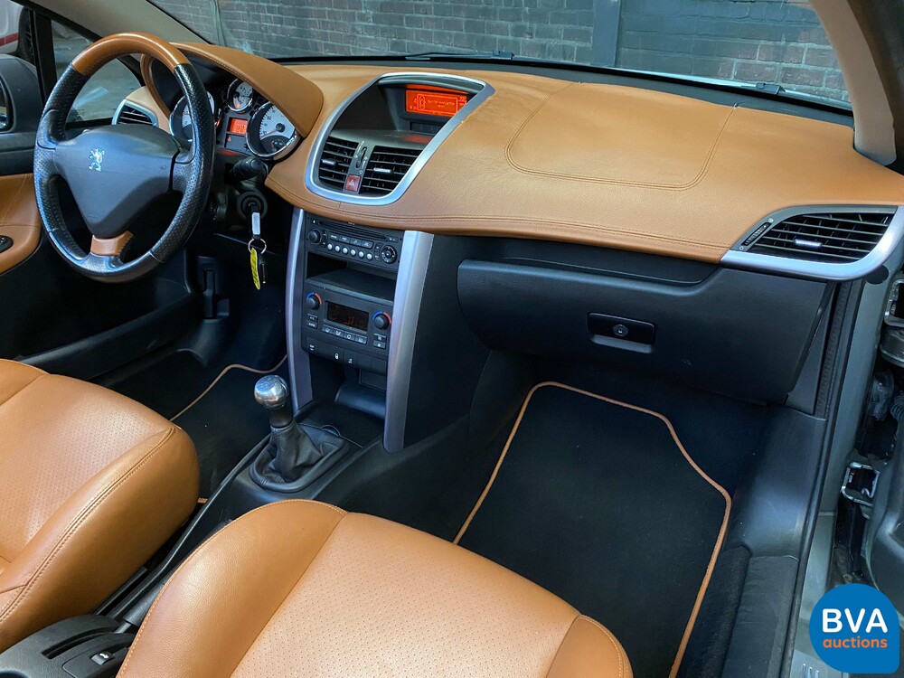 Peugeot 207 CC1.6 T Féline 150pk 2007 -Original NL-, 99-XH-KS.