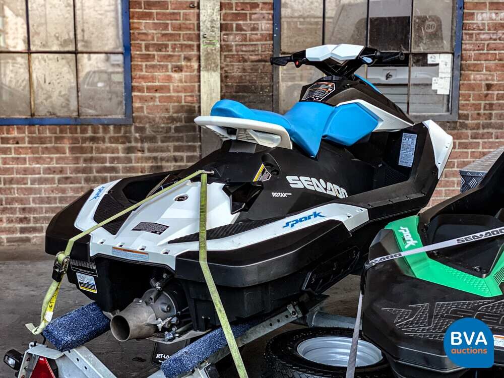 Seadoo Spark 2 bis 90 PS Wassermotorrad Sea-Doo 2019 Jetski.