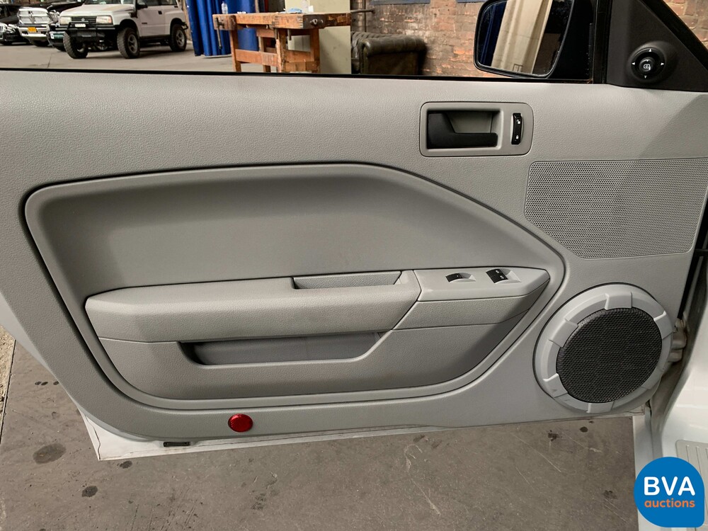 Ford USA Mustang convertible 4.0I V6 213hp 2005, 48-XL-ND.