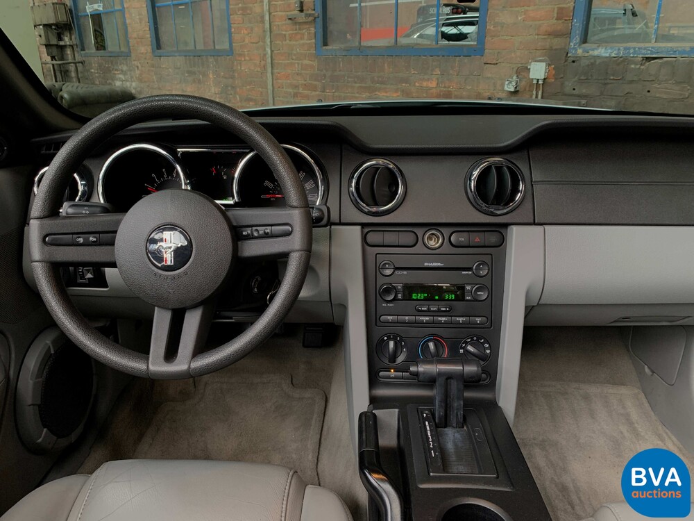 Ford USA Mustang convertible 4.0I V6 213hp 2005, 48-XL-ND.